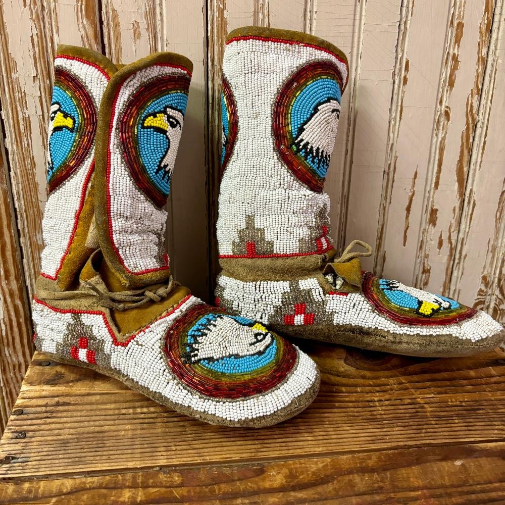 High-Top-Beaded-Moccasins