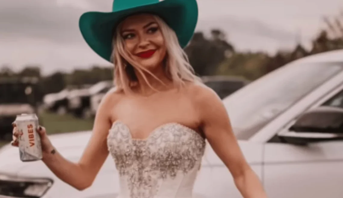 Cowgirl Wedding Dress of Your Dreams